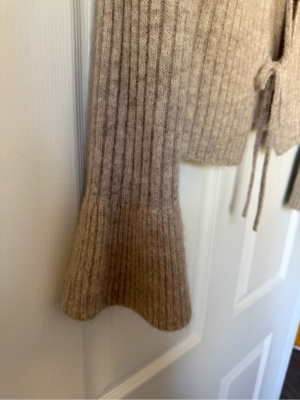 Reformation Rebecca Cashmere Alpaca Tie Front Cardigan NWT - Picture 9 of 9